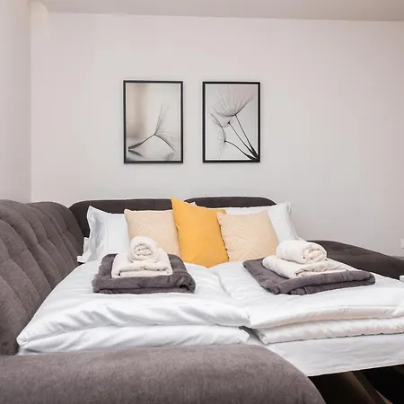 Luxury To Sea-sea&city View Apartment Makarska