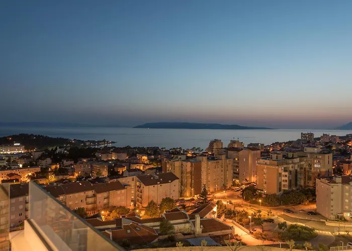 Luxury To Sea-sea&city View * Makarska